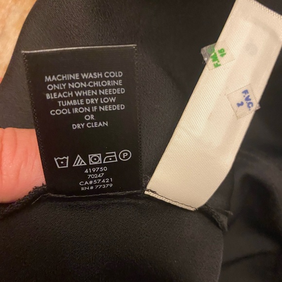 Ann Taylor Black Ruffle Shoulder Peplum Top XS - Picture 7 of 8